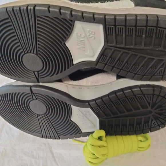 Nike Dunk Fuzzy suede size 8 - Picture 3 of 16